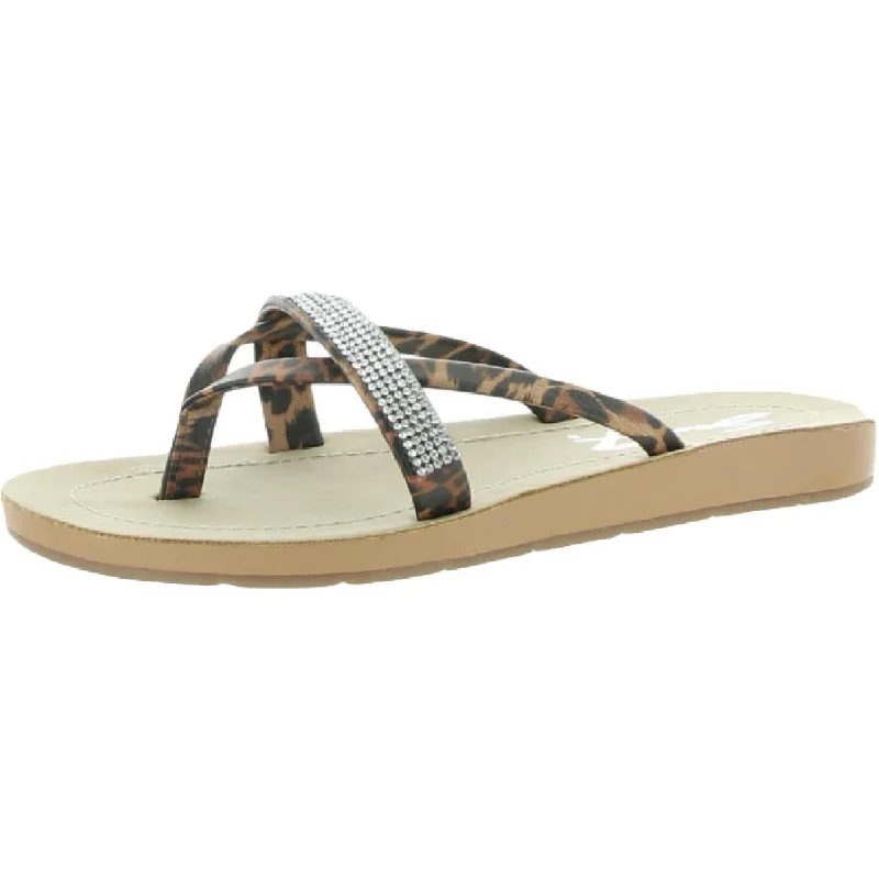 Seven7 Womens Bondi Caramel Faux Leather Embellished Thong Sandals