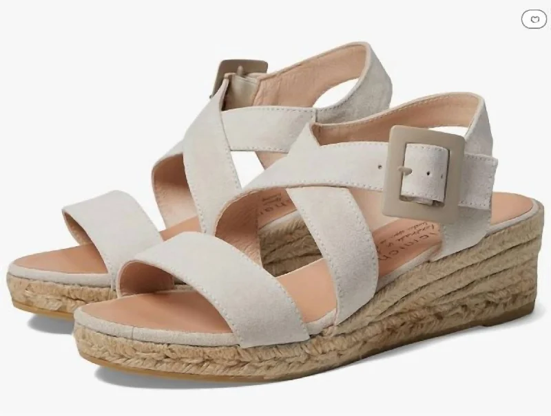 Women Lago Sandal In Cream